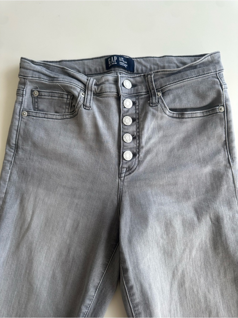 GAP Women's High-Rise Button-Fly Jeans in Light Gray